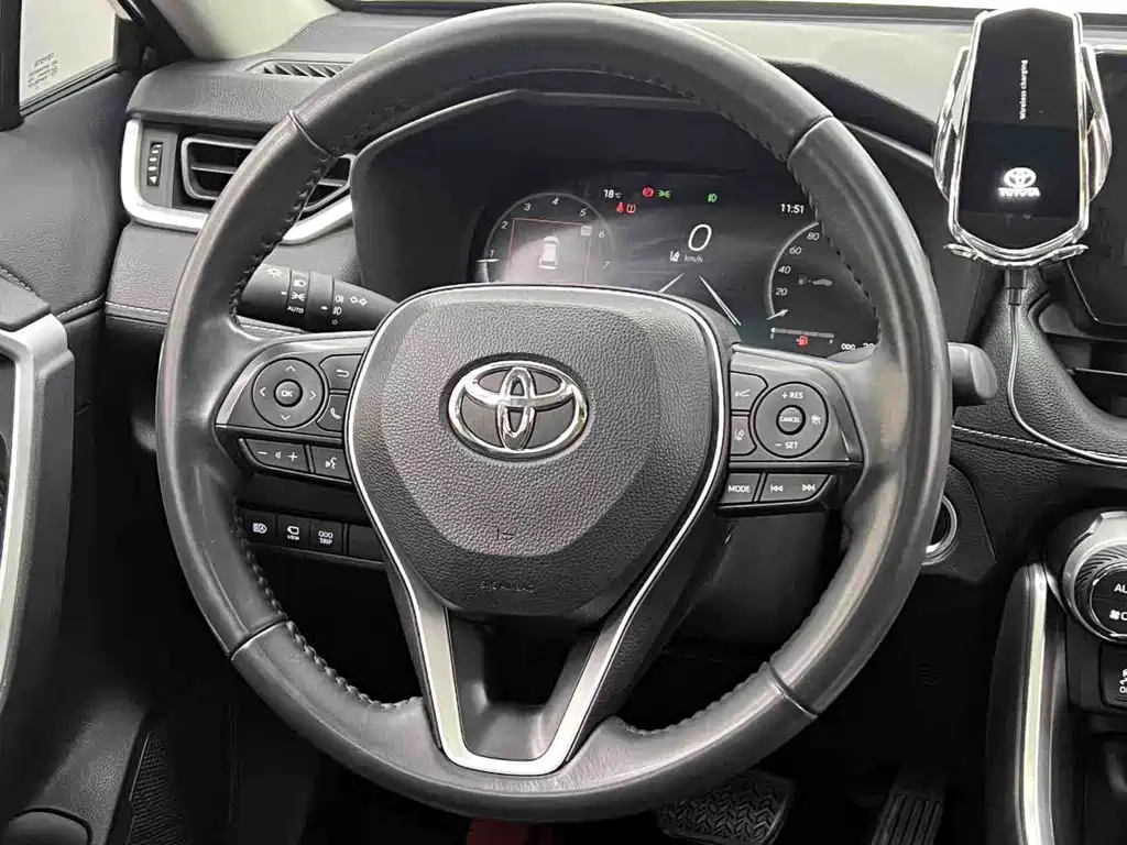 Toyota Wildlander — миниатюра 18