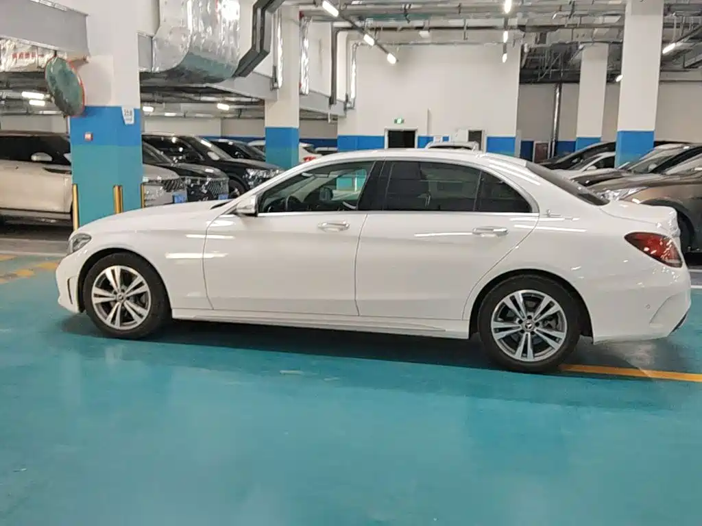 Mercedes-Benz C-Class — миниатюра 25