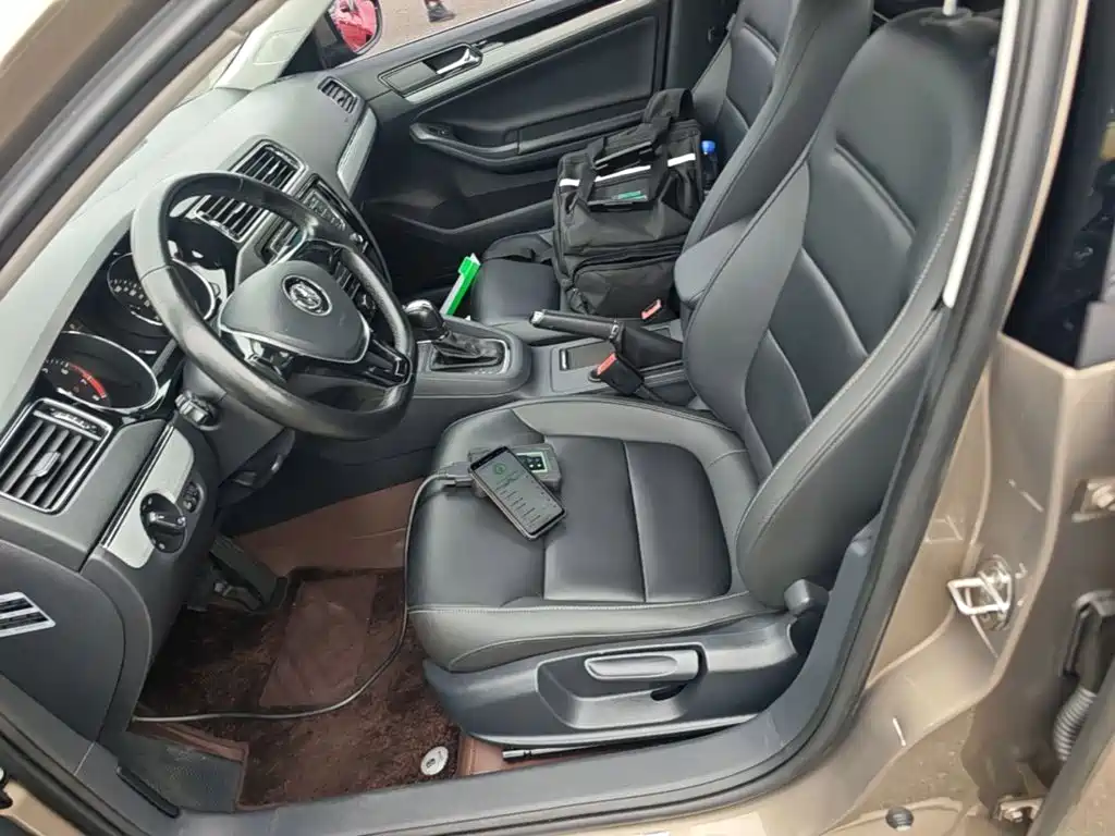 Volkswagen Sagitar — миниатюра 15