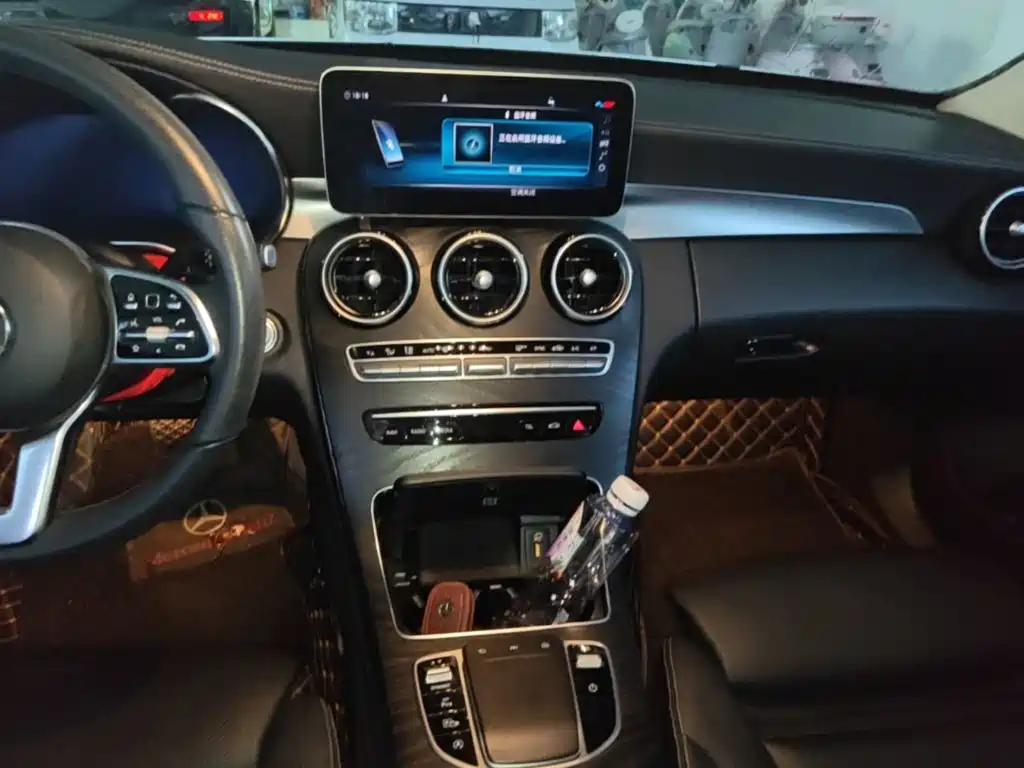 Mercedes-Benz C-Class — миниатюра 13