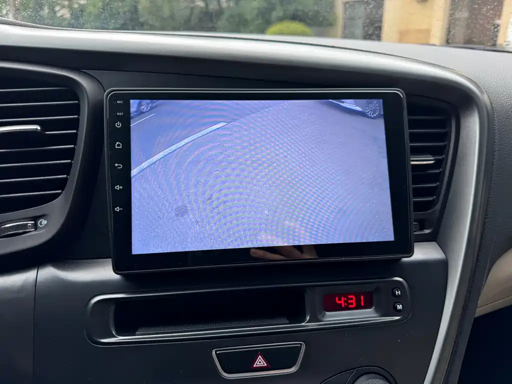 Kia K5 2015 2.0L AT GL