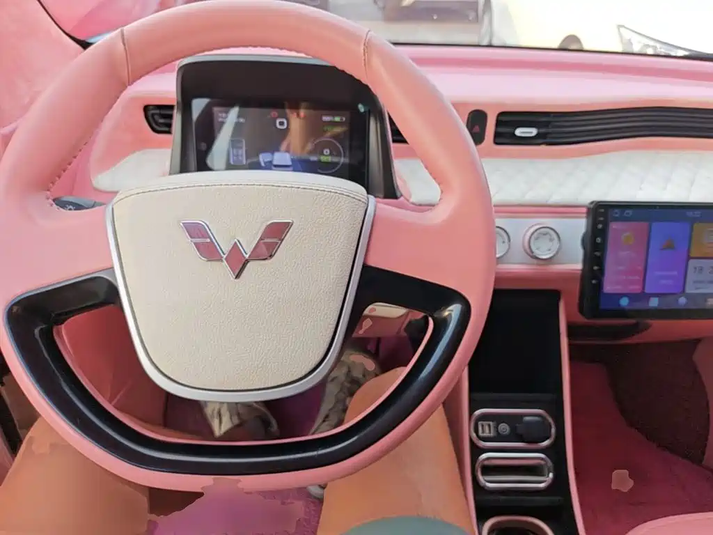 Wuling MINIEV — миниатюра 10