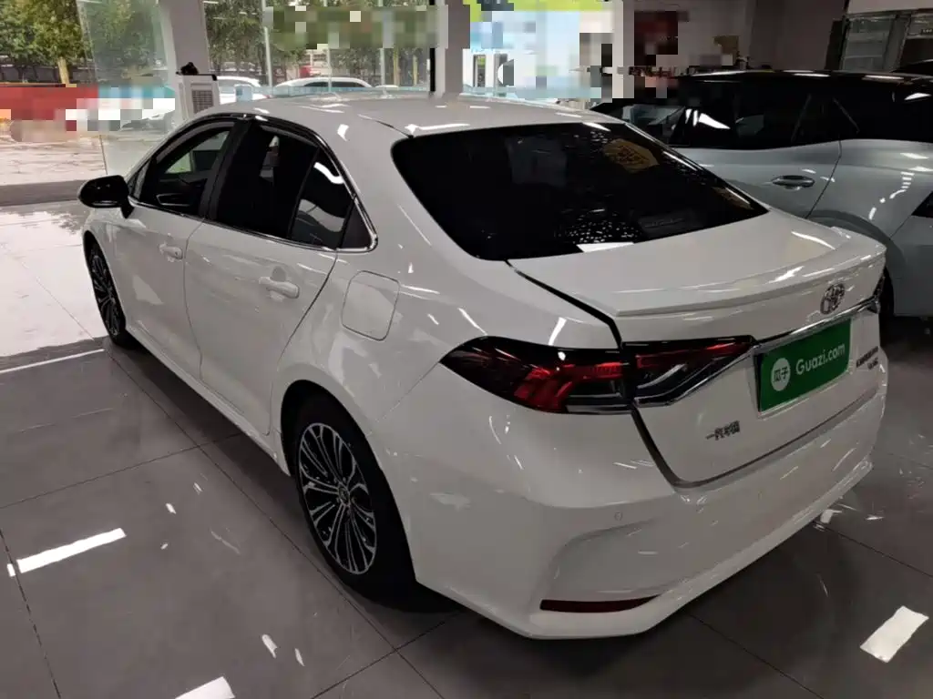 Toyota Corolla — миниатюра 5