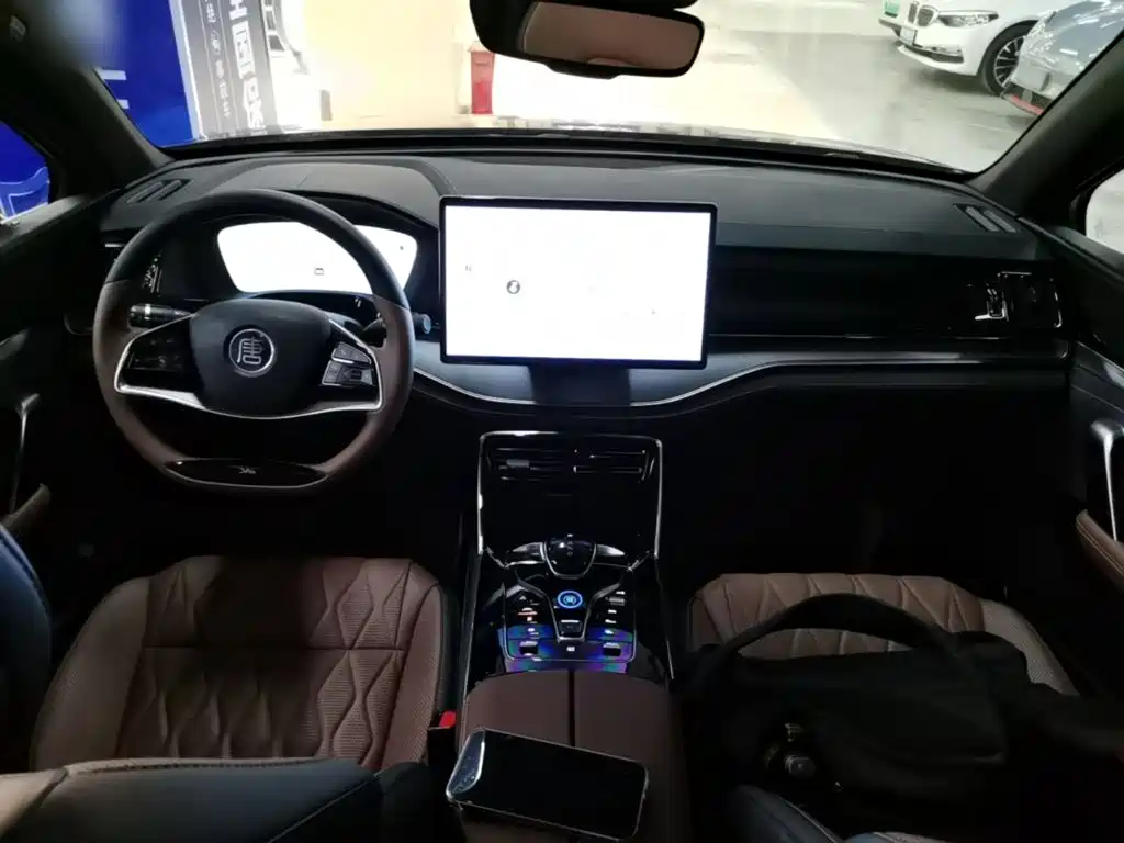 BYD Tang New Energy — миниатюра 10