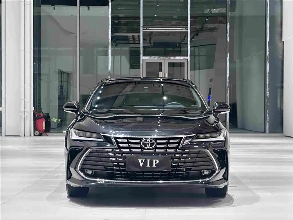 Toyota Avalon — миниатюра 2