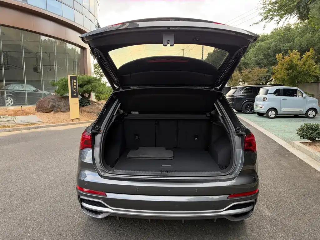 Audi Q3 — миниатюра 14