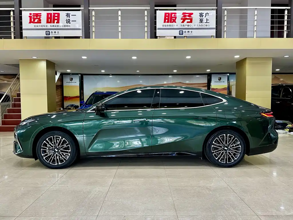 GEELY GALAXY GALAXY SPARKLE 8