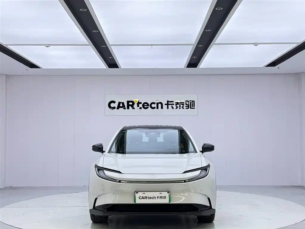 Toyota bZ5 2025 550 JOY