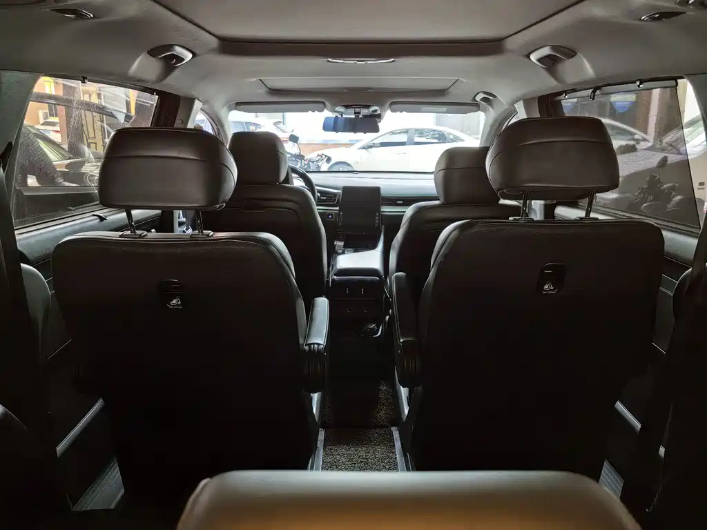 Hyundai Custo — миниатюра 10