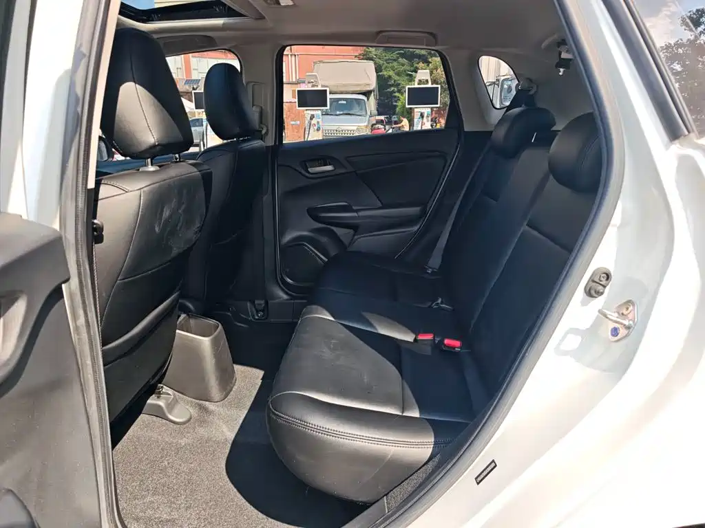 Honda Fit — миниатюра 23