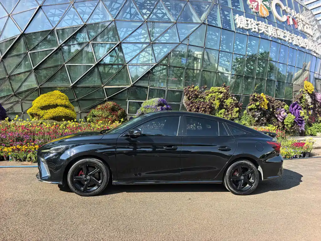 MG MG5 Scorpio — миниатюра 3