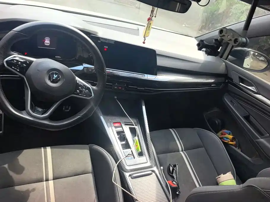 Volkswagen Golf — миниатюра 12