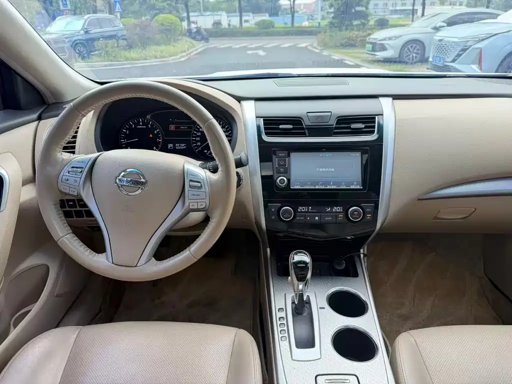 Nissan Teana — миниатюра 7