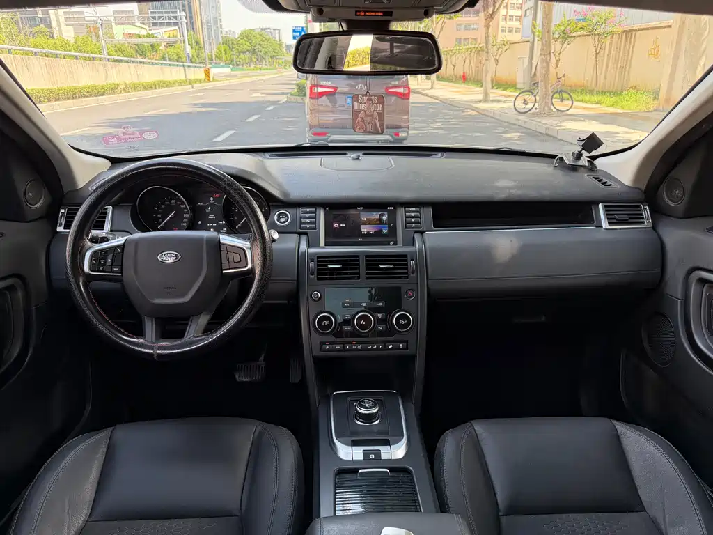 Land Rover Discovery Sport — миниатюра 9