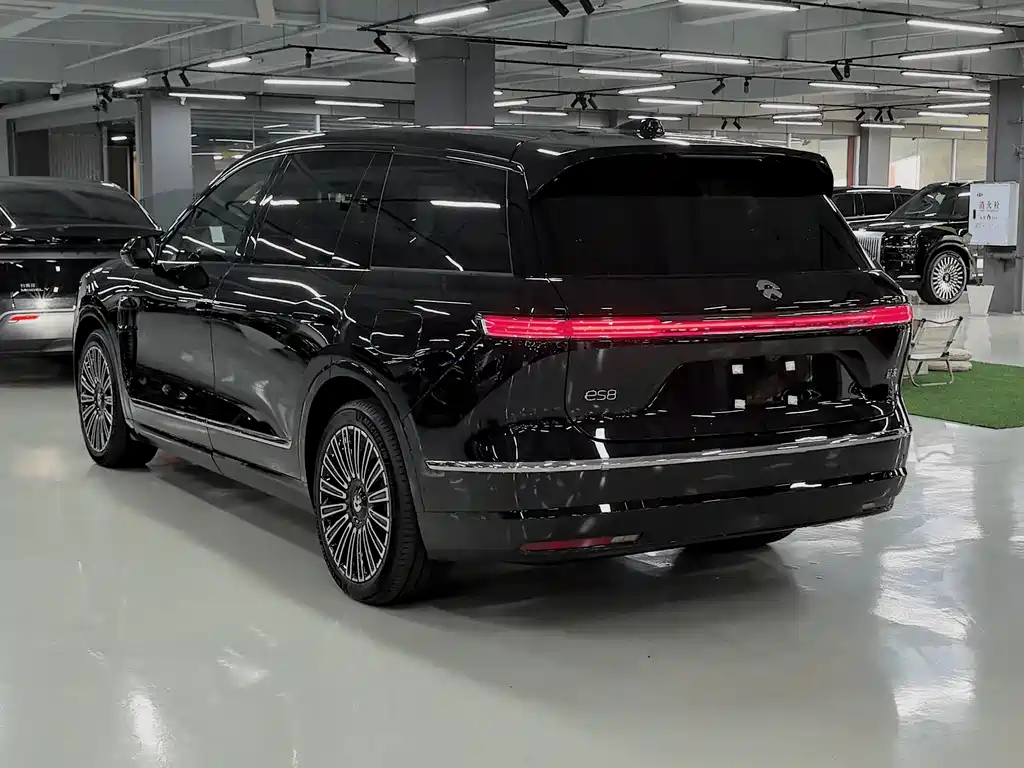 NIO ES8 — миниатюра 9