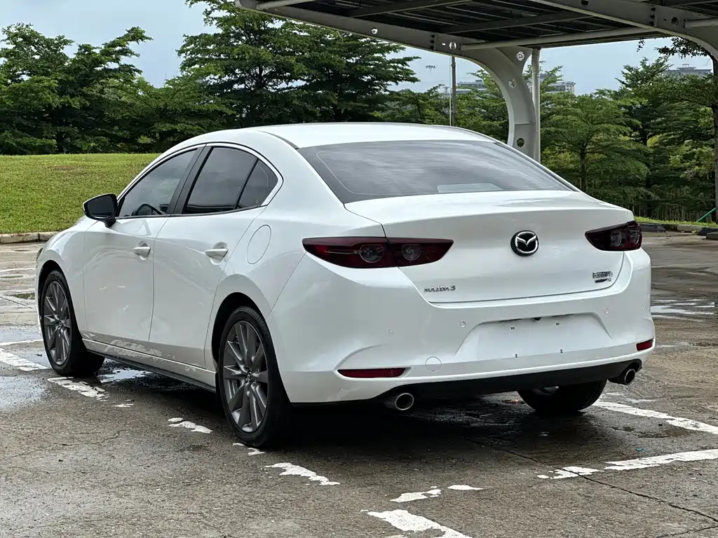 Mazda 3 Axela — миниатюра 7