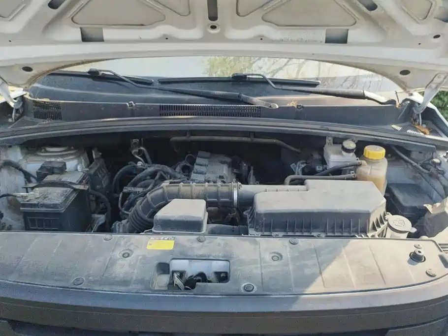 Wuling Hongguang PLUS — миниатюра 10