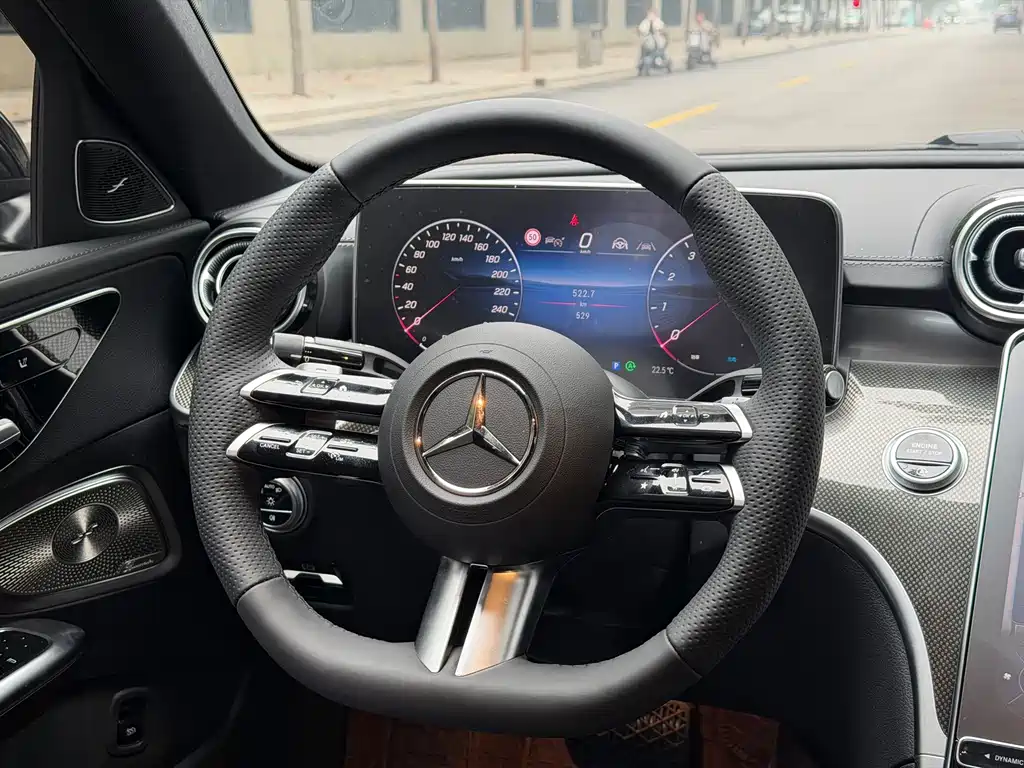 Mercedes-Benz C-Class — миниатюра 4