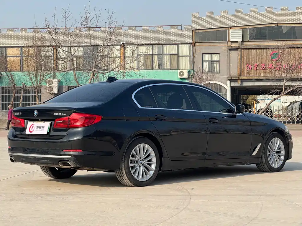 BMW 5 Series New Energy - фото 21