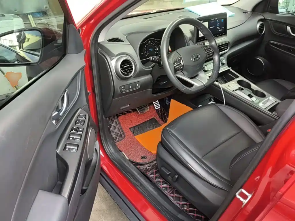 Hyundai Kona Electric — миниатюра 16