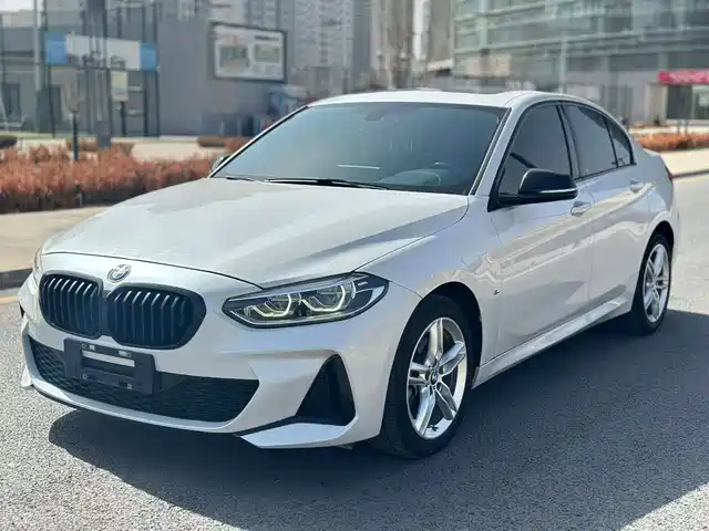 BMW 1 SERIES 2023