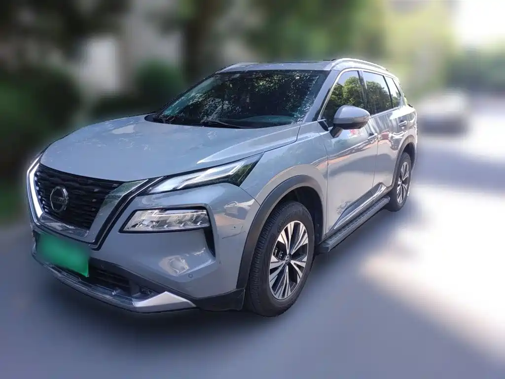 Купить Nissan X-Trail