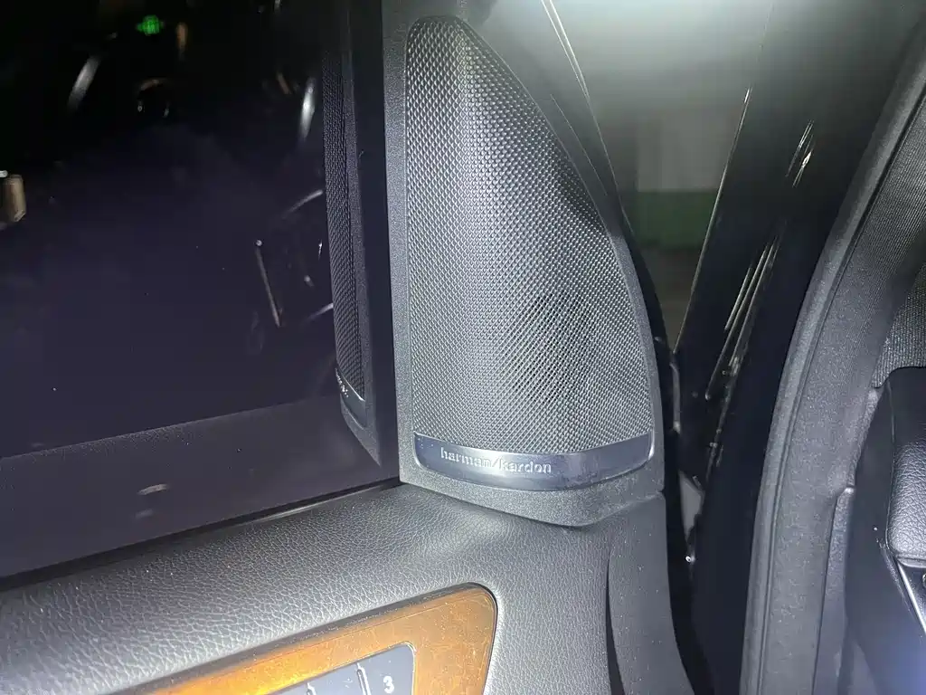 Mercedes-Benz GLS — миниатюра 4
