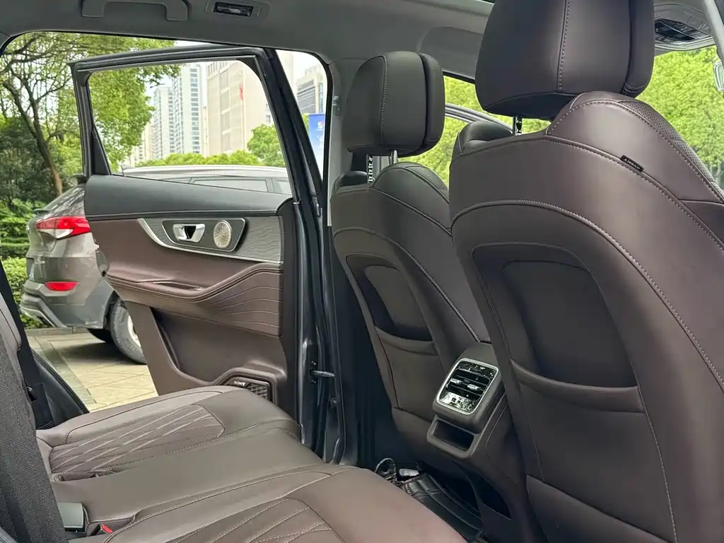 Chery Tiggo 8 PRO — миниатюра 15