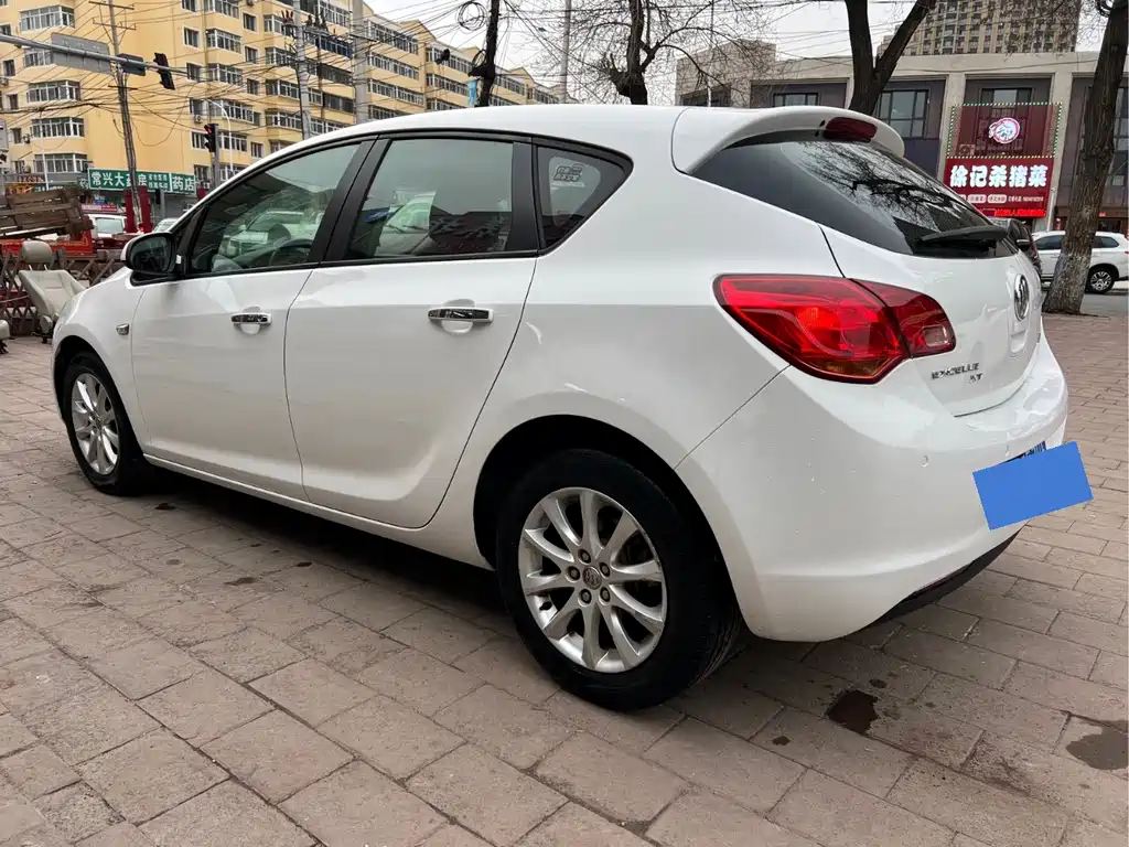 Buick Excelle — миниатюра 5