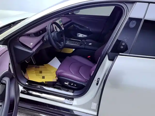 XIAOMI CAR XIAOMI SU7