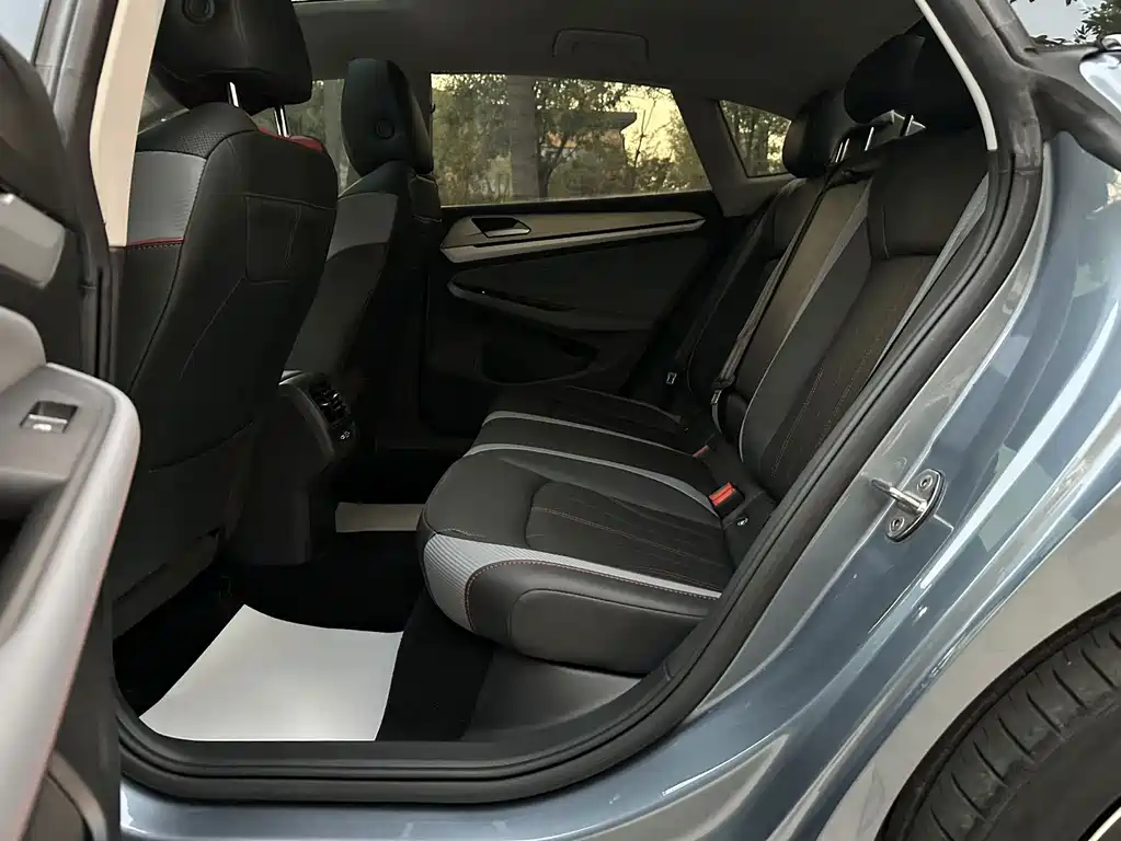 Volkswagen Lamando — миниатюра 13