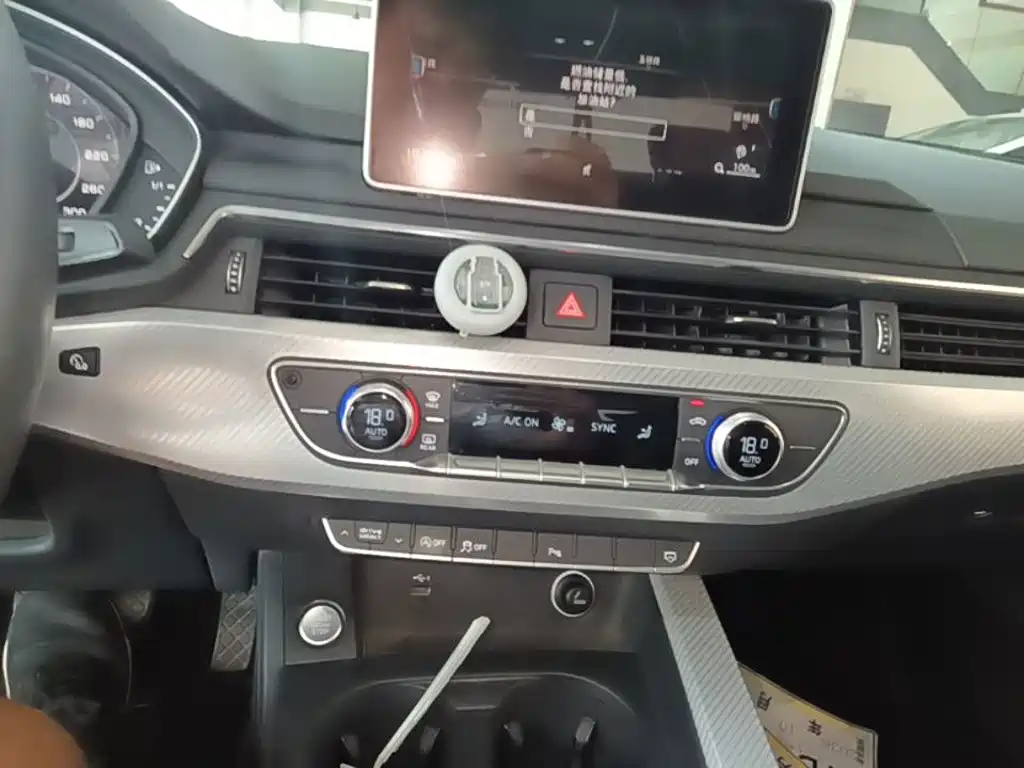 Audi A4L — миниатюра 13