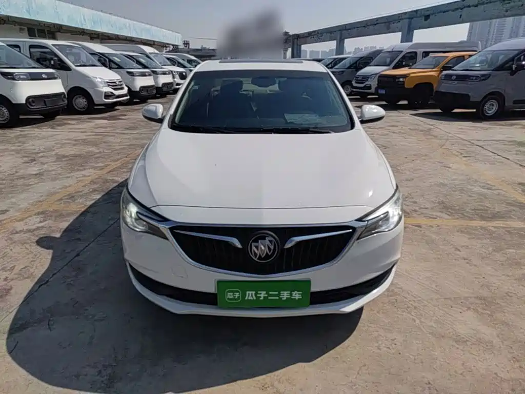 Buick Excelle — миниатюра 3