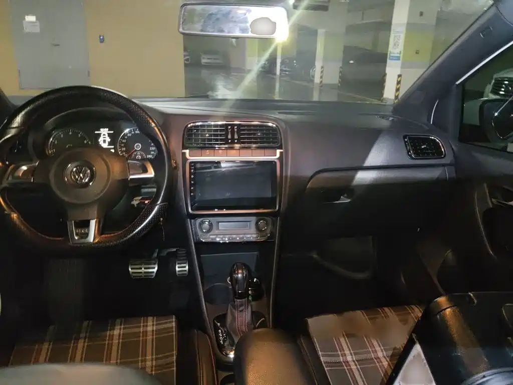 Volkswagen Polo — миниатюра 13