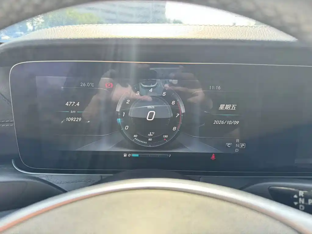 Mercedes-Benz E-Class — миниатюра 22