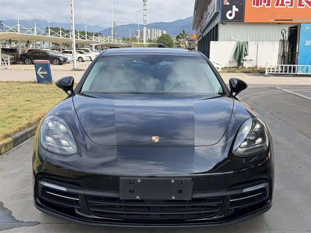 PORSCHE PANAMERA NEW ENERGY
