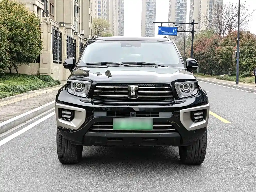 TANK TANK 700 NEW ENERGY