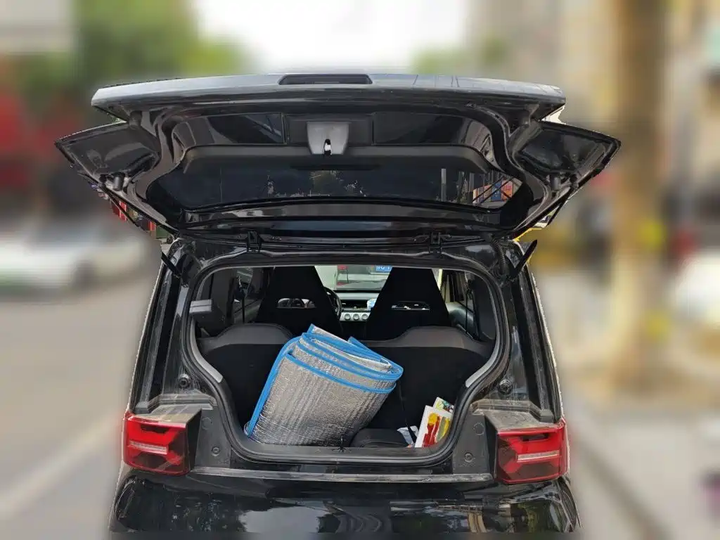 Wuling MINIEV — миниатюра 10