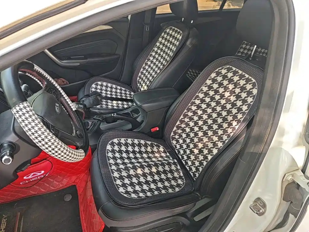 Chery Arrizo 5 — миниатюра 15