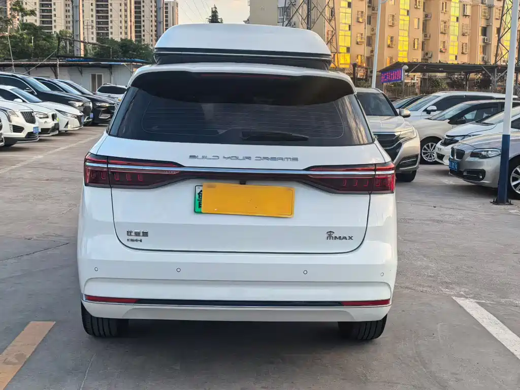 BYD Song MAX MAX 2022 DM-i 105KM Executive