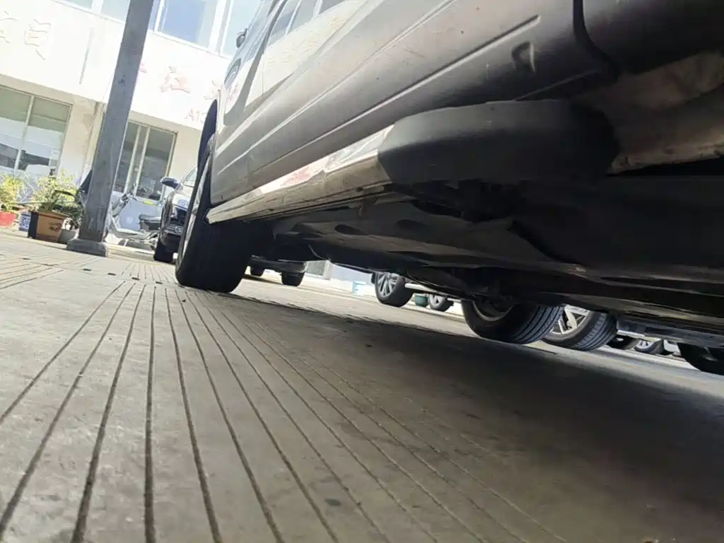 Volkswagen Tiguan — миниатюра 21