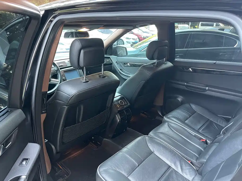 Mercedes-Benz R-Class — миниатюра 7