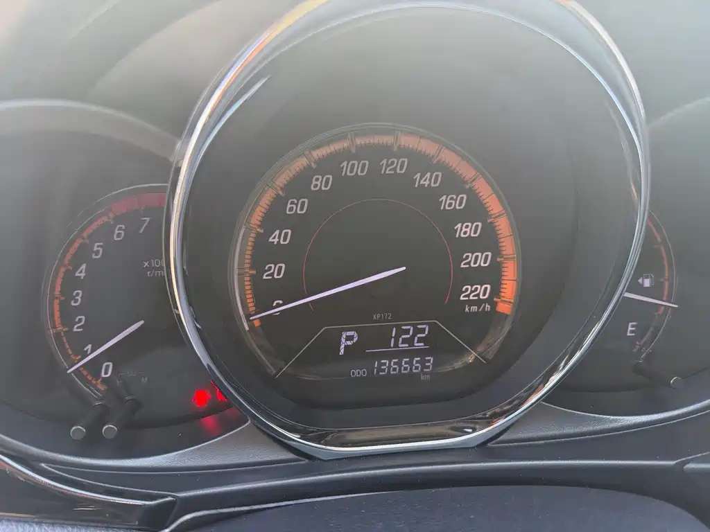 Toyota Yaris L — миниатюра 8