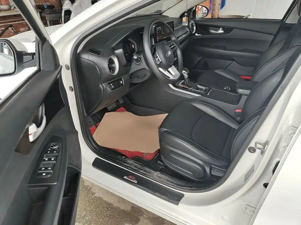 Kia K3 — миниатюра 16
