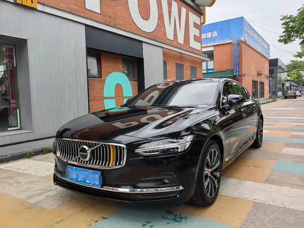 Volvo S90 2021