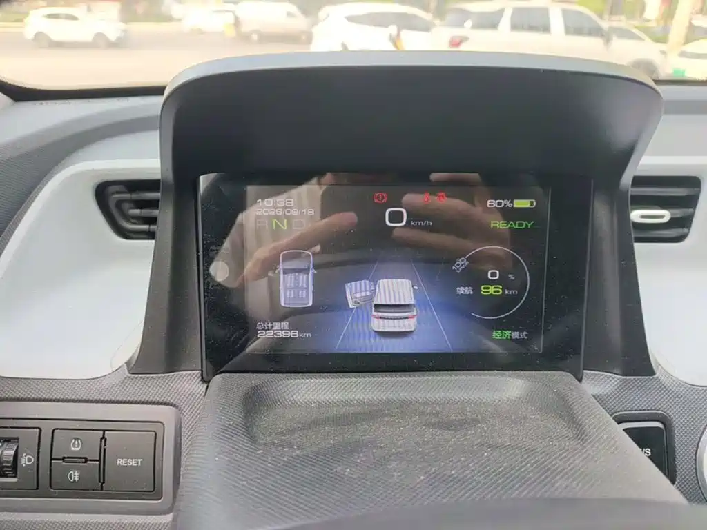 Wuling MINIEV — миниатюра 12
