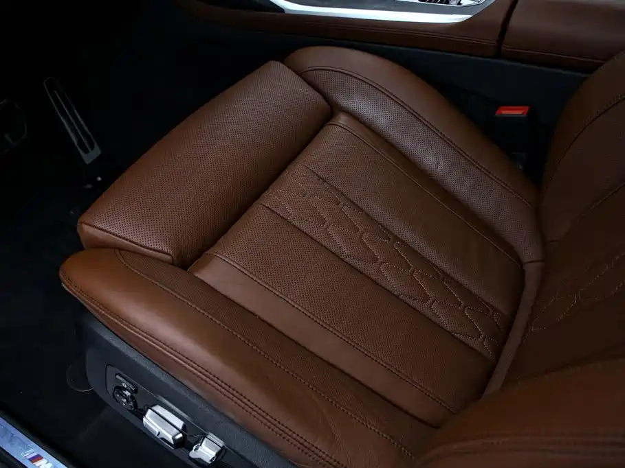 BMW X7 — миниатюра 16