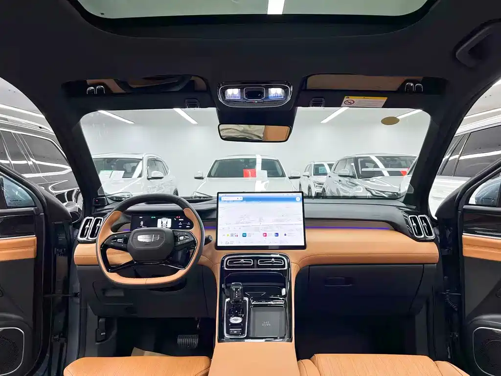 Geely Boyue L — миниатюра 9