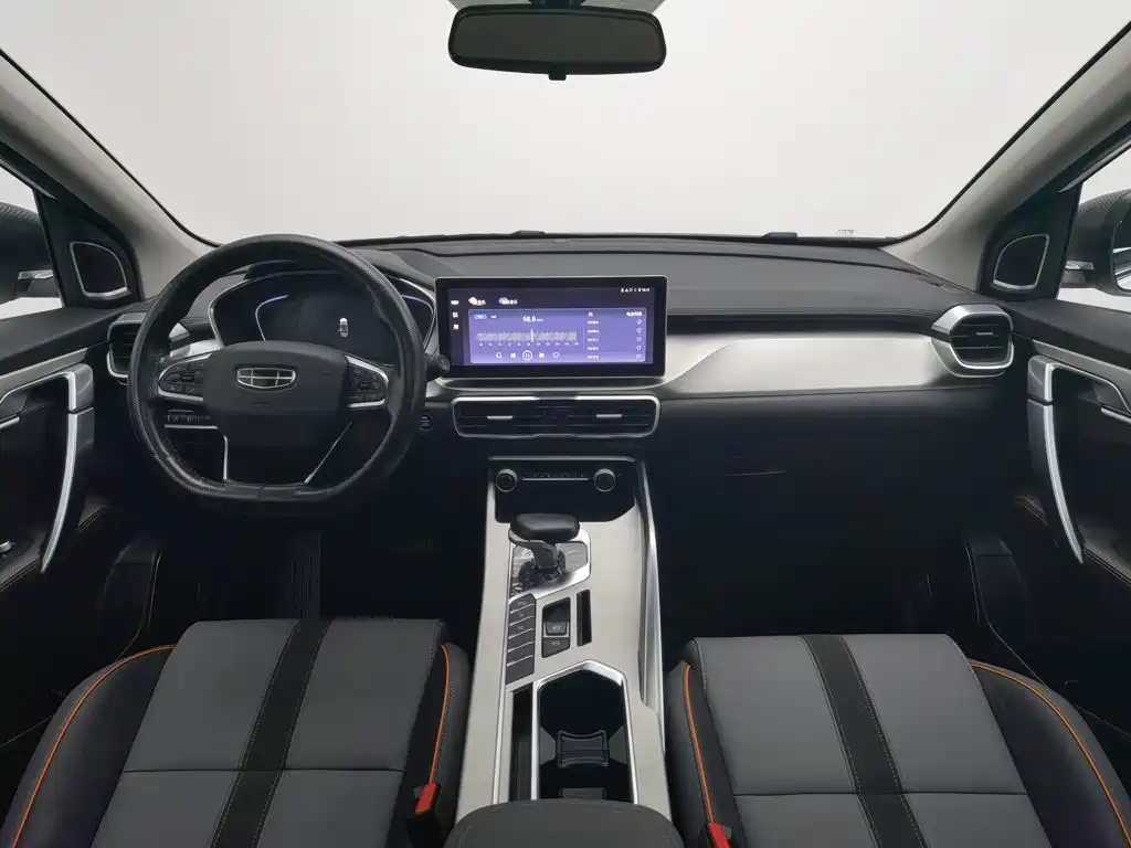 Geely Binyue — миниатюра 5
