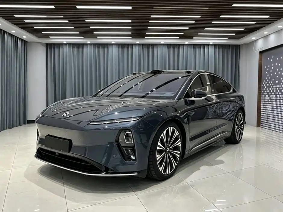 NIO ET9